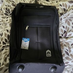 Black 22" Upright Travel Bag